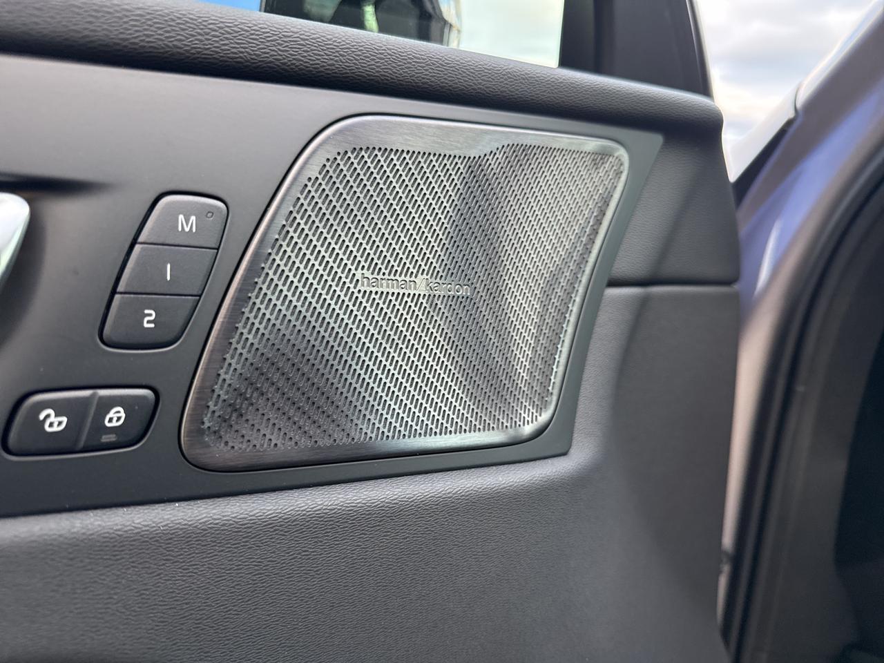 2026 Volvo XC60 B5 Plus Bend OR