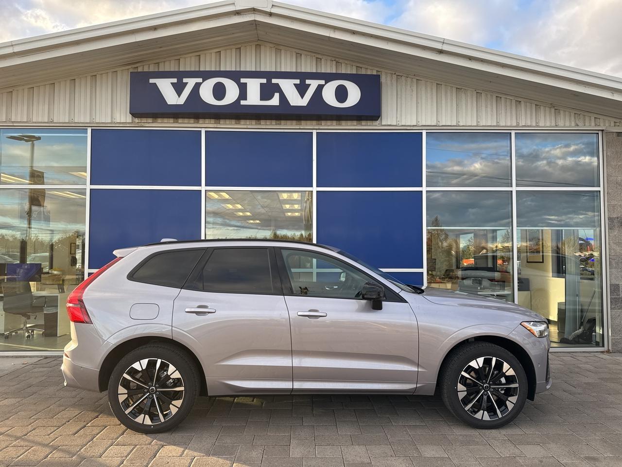 2026 Volvo XC60 B5 Plus Bend OR