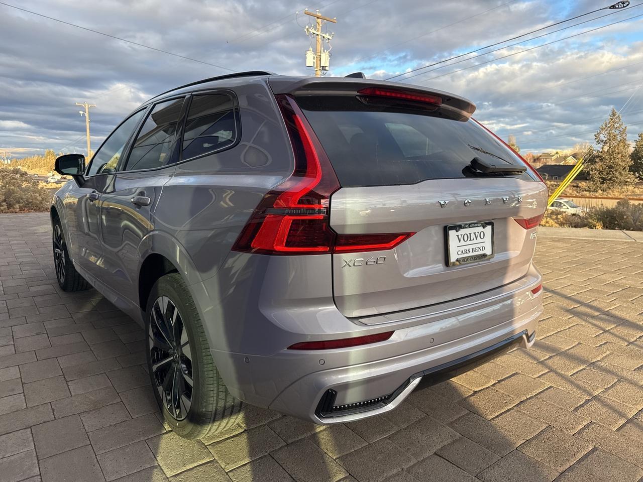 2026 Volvo XC60 B5 Plus Bend OR
