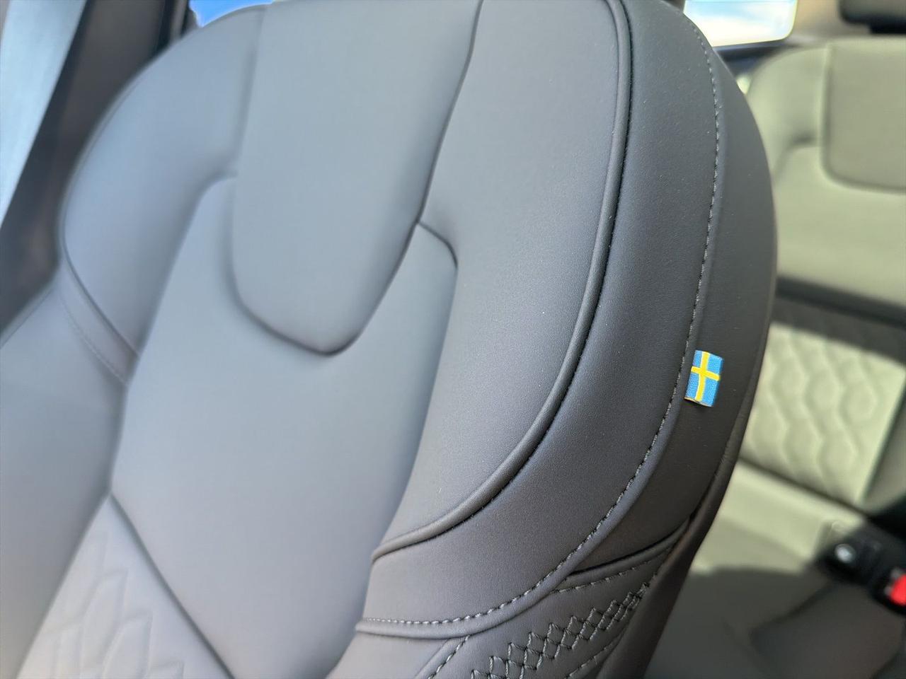 2026 Volvo XC60 B5 Plus Bend OR