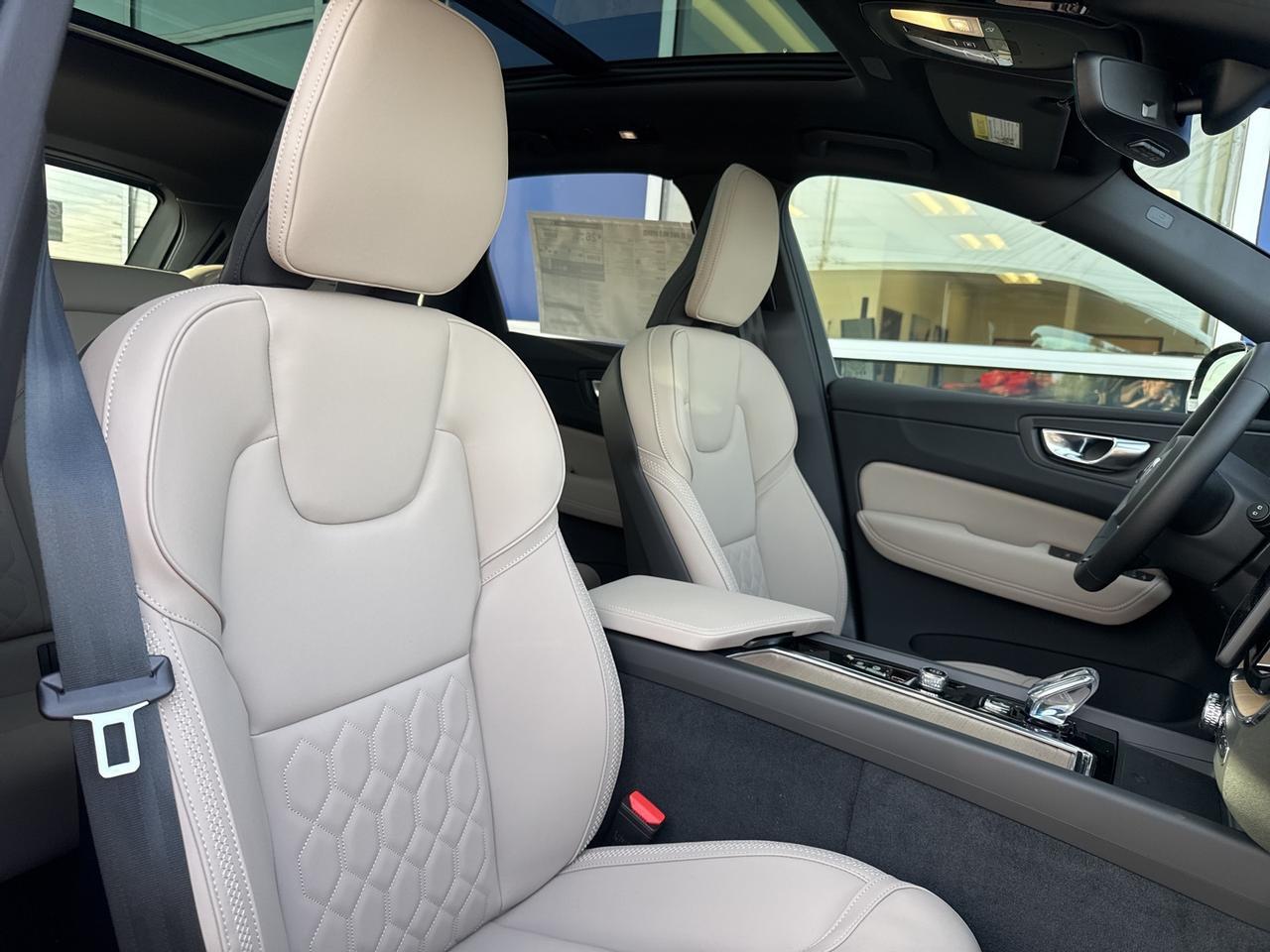 2026 Volvo XC60 B5 Plus Bend OR