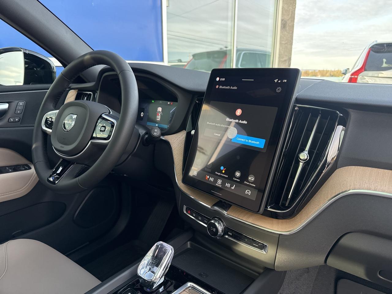 2026 Volvo XC60 B5 Plus Bend OR