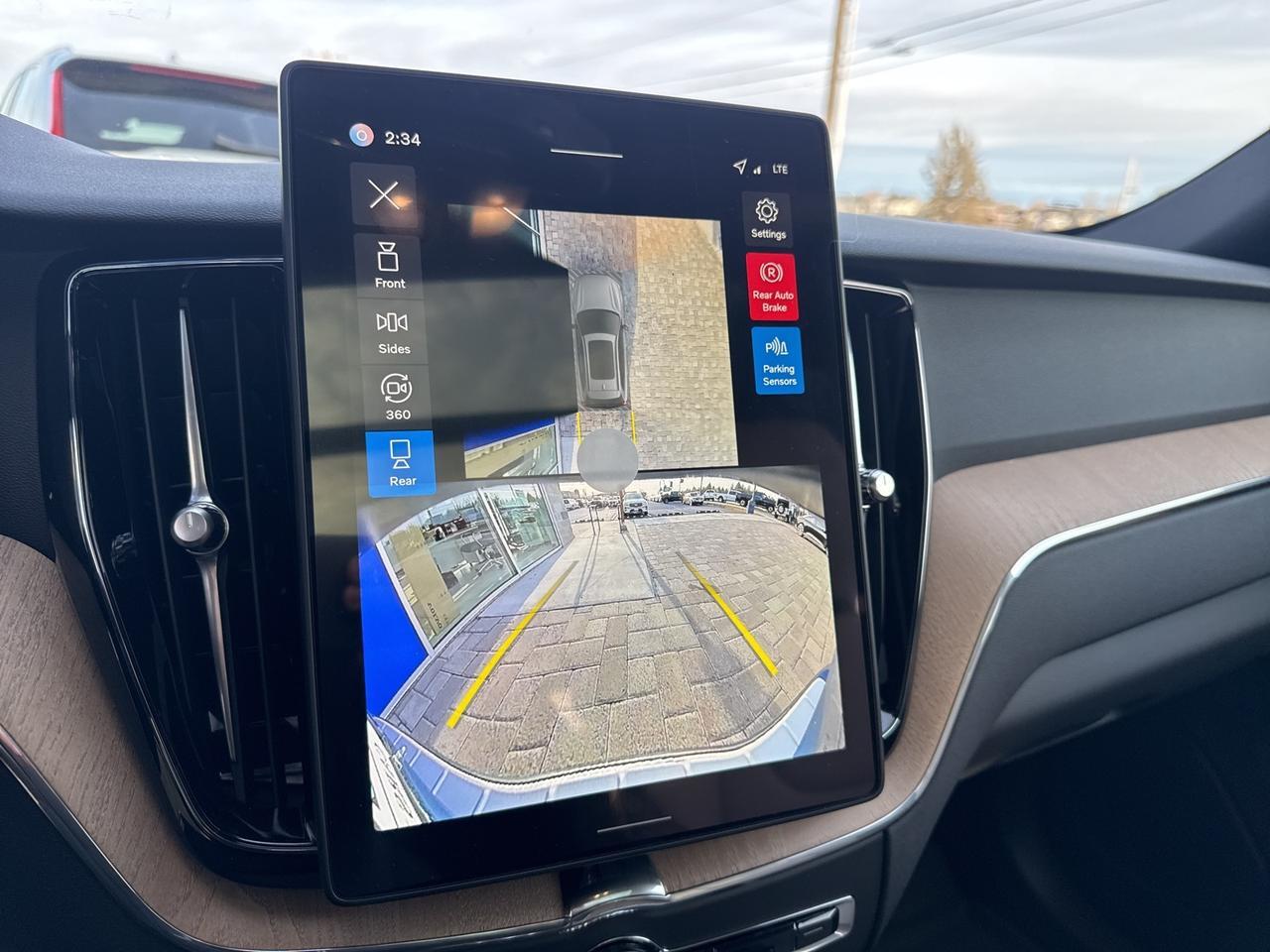 2026 Volvo XC60 B5 Plus Bend OR