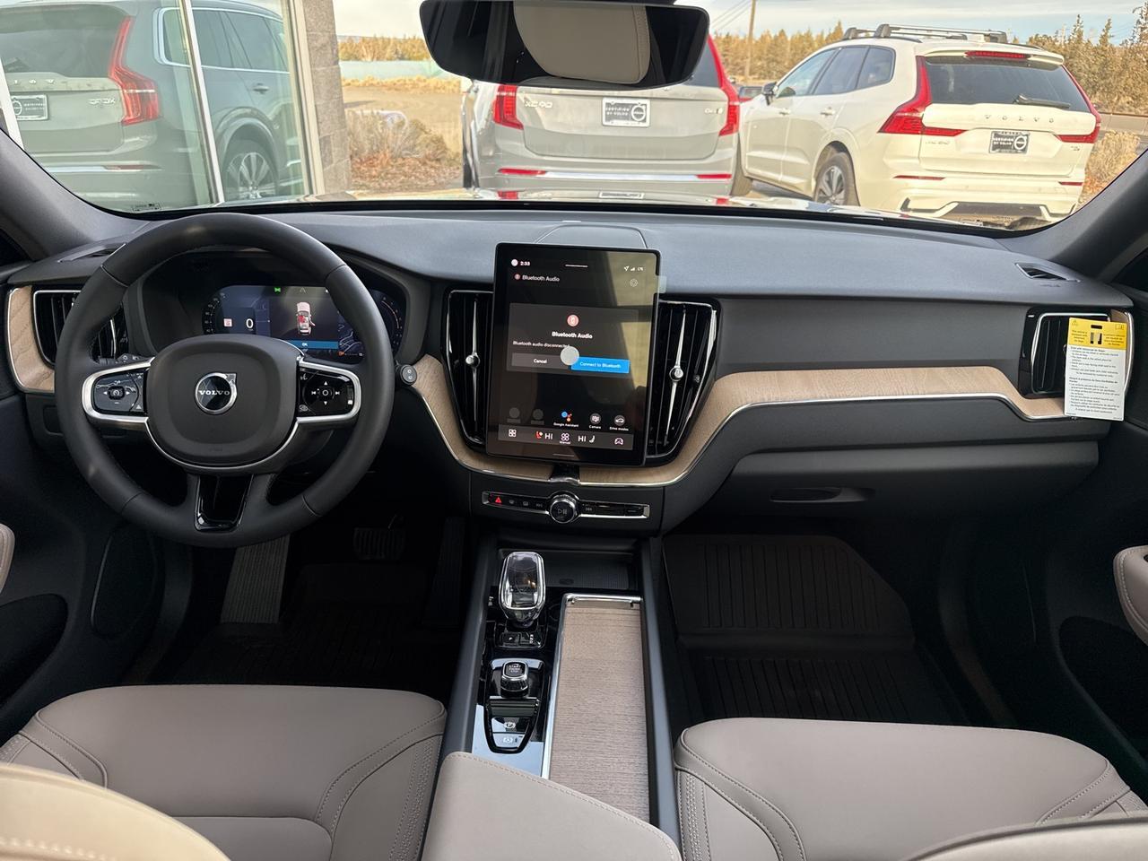 2026 Volvo XC60 B5 Plus Bend OR