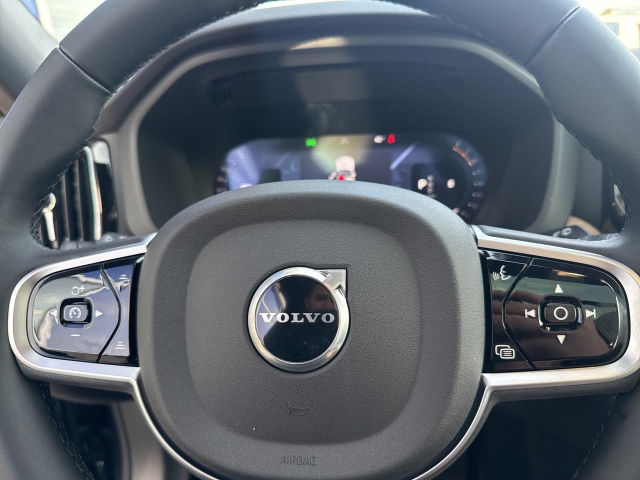 2026 Volvo XC60 B5 Plus Bend OR