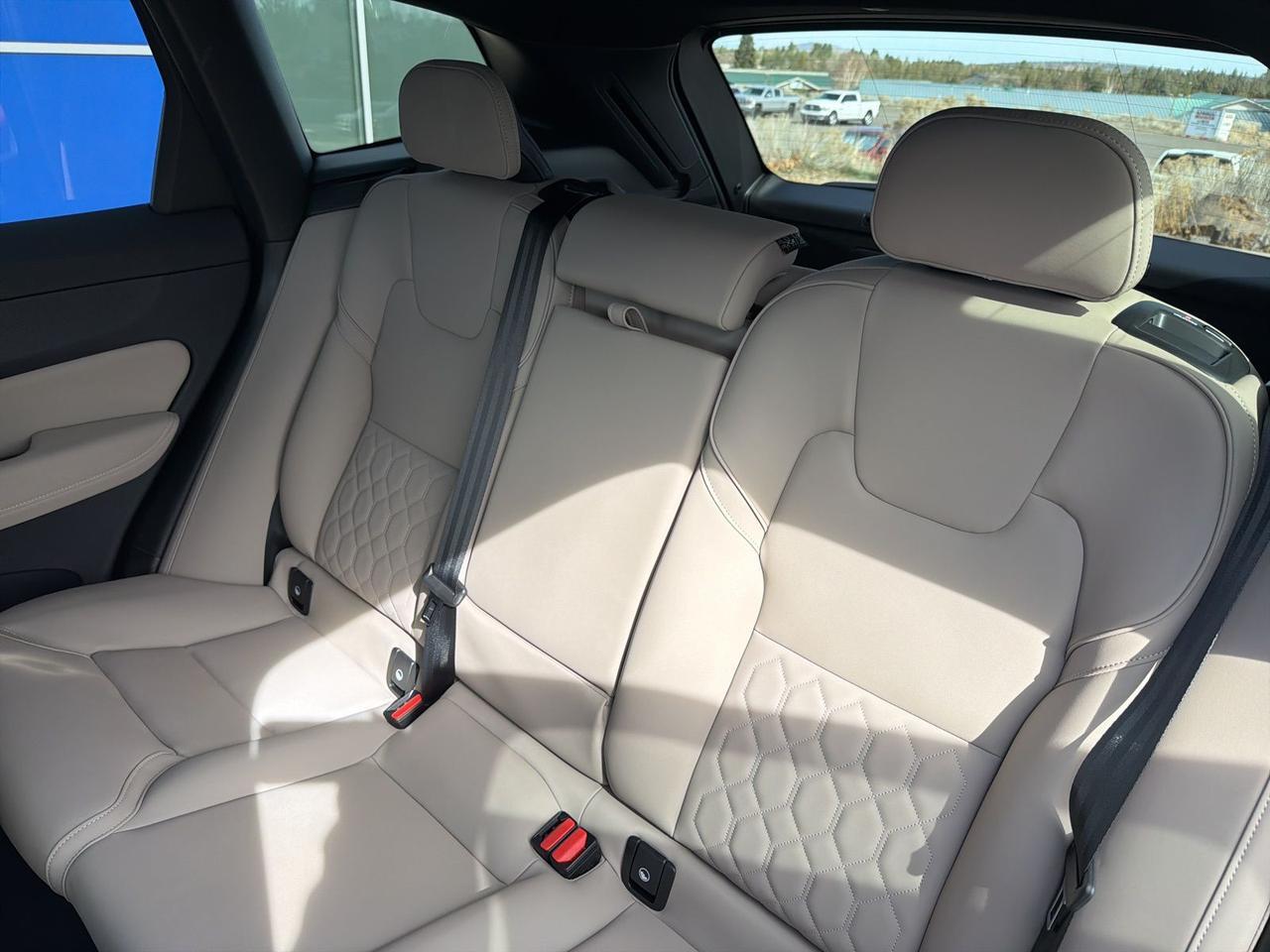 2026 Volvo XC60 B5 Plus Bend OR