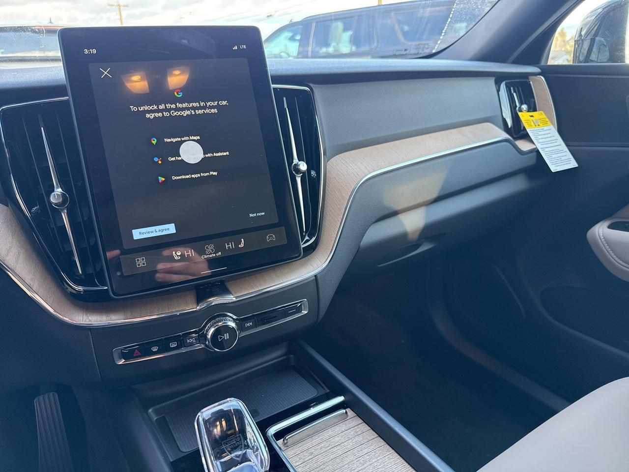 2026 Volvo XC60 B5 Plus Bend OR