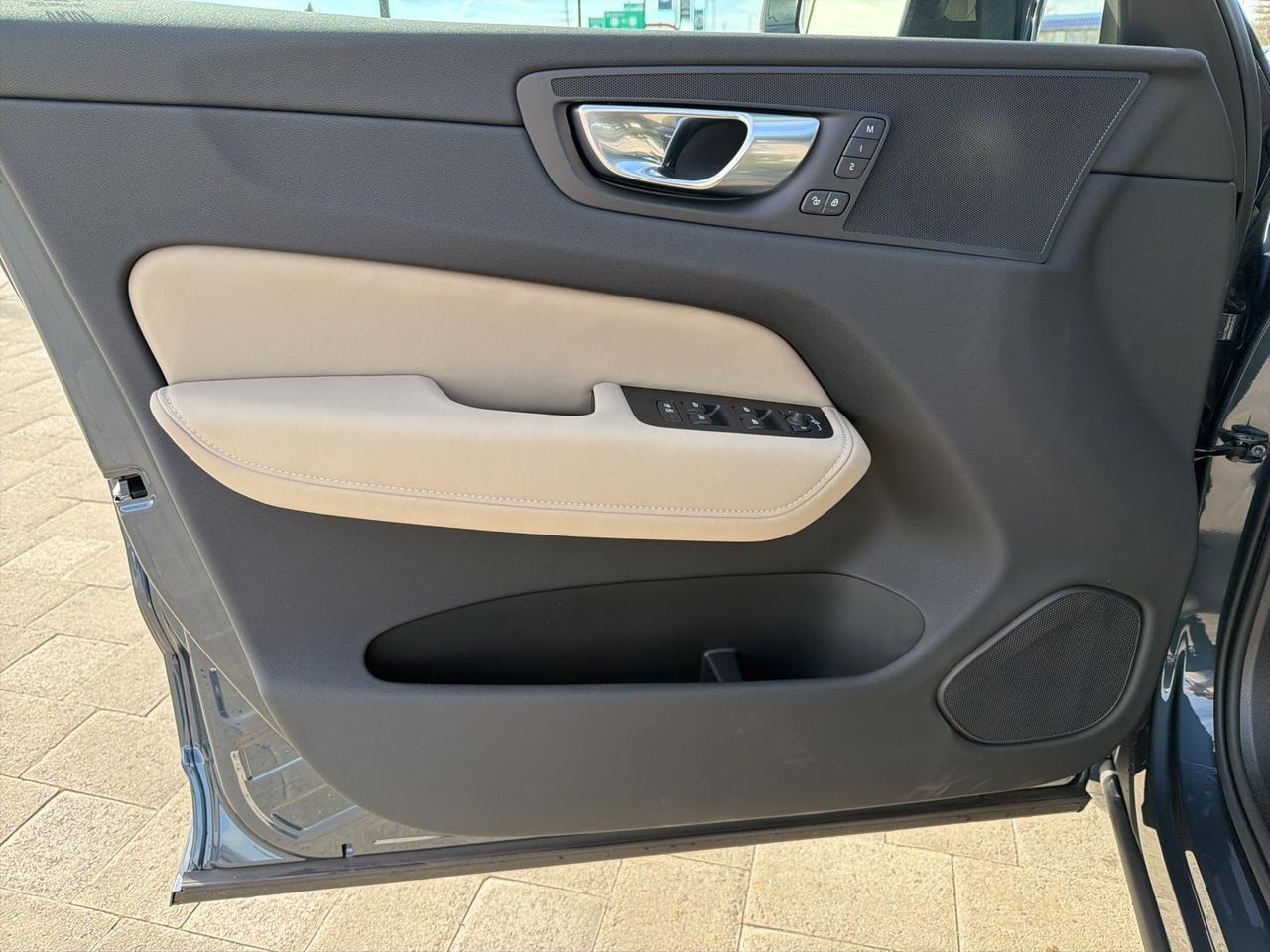 2026 Volvo XC60 B5 Plus Bend OR