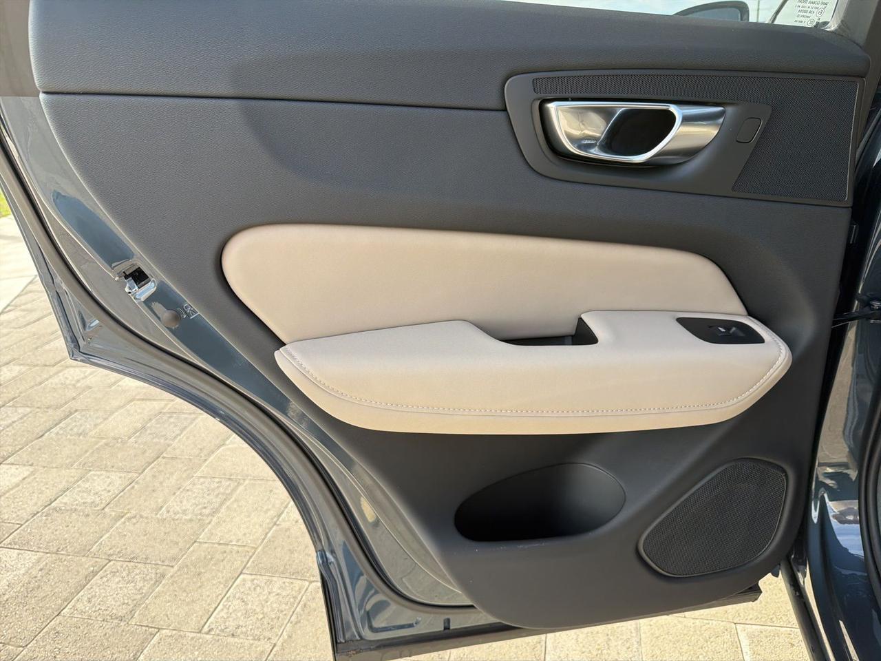 2026 Volvo XC60 B5 Plus Bend OR