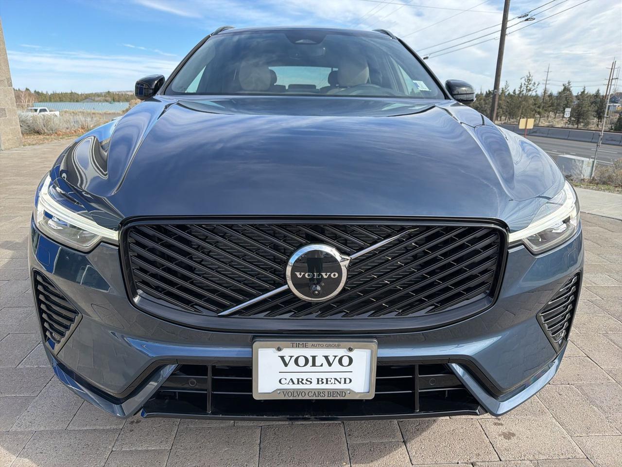 2026 Volvo XC60 B5 Plus Bend OR