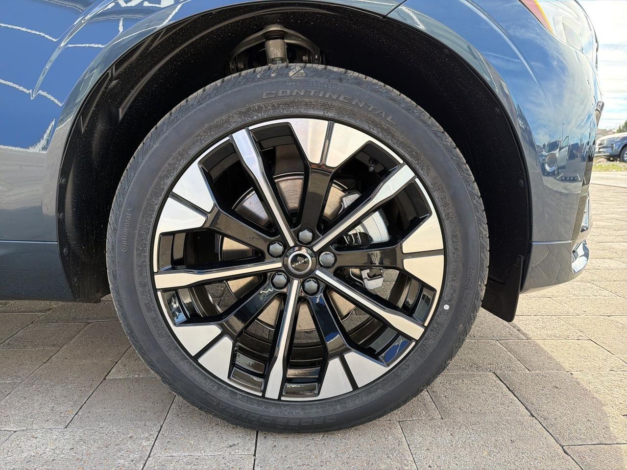 2026 Volvo XC60 B5 Plus Bend OR