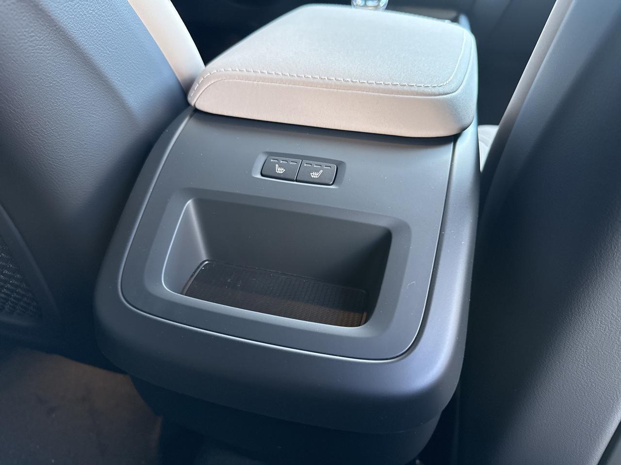 2026 Volvo XC60 B5 Plus Bend OR