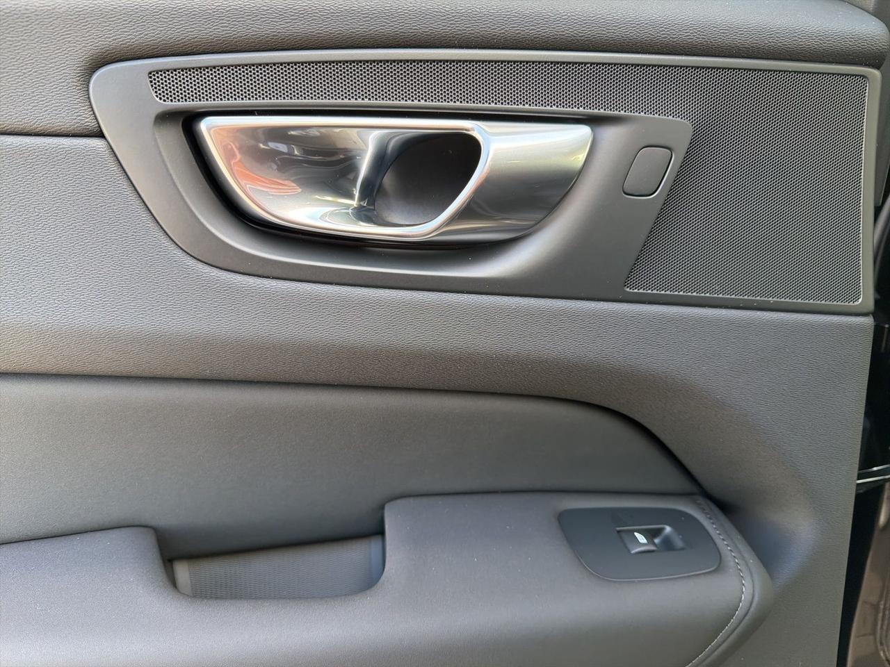 2026 Volvo XC60 B5 Plus Bend OR