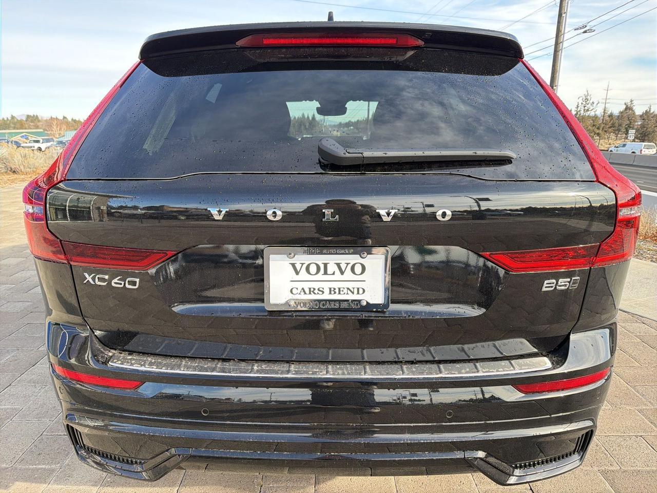 2026 Volvo XC60 B5 Plus Bend OR