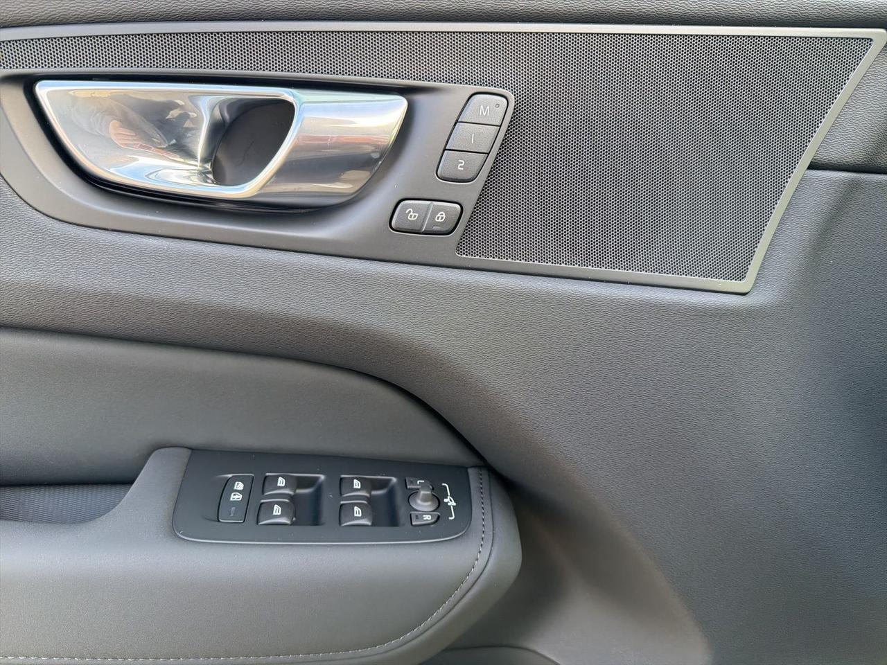 2026 Volvo XC60 B5 Plus Bend OR