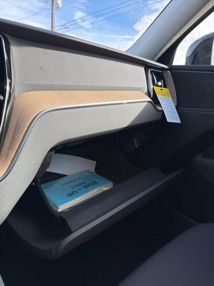 2026 Volvo XC60 B5 Plus Bend OR