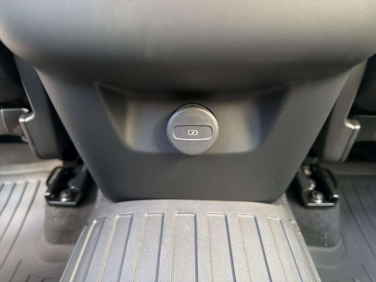 2026 Volvo XC60 B5 Plus Bend OR