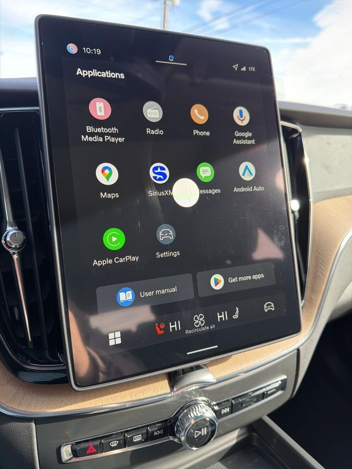 2026 Volvo XC60 B5 Plus Bend OR