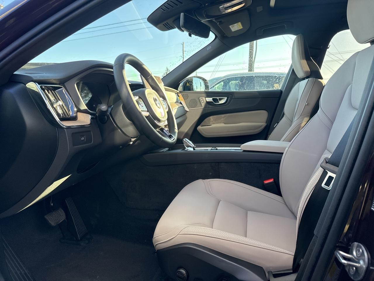 2026 Volvo XC60 B5 Plus Bend OR