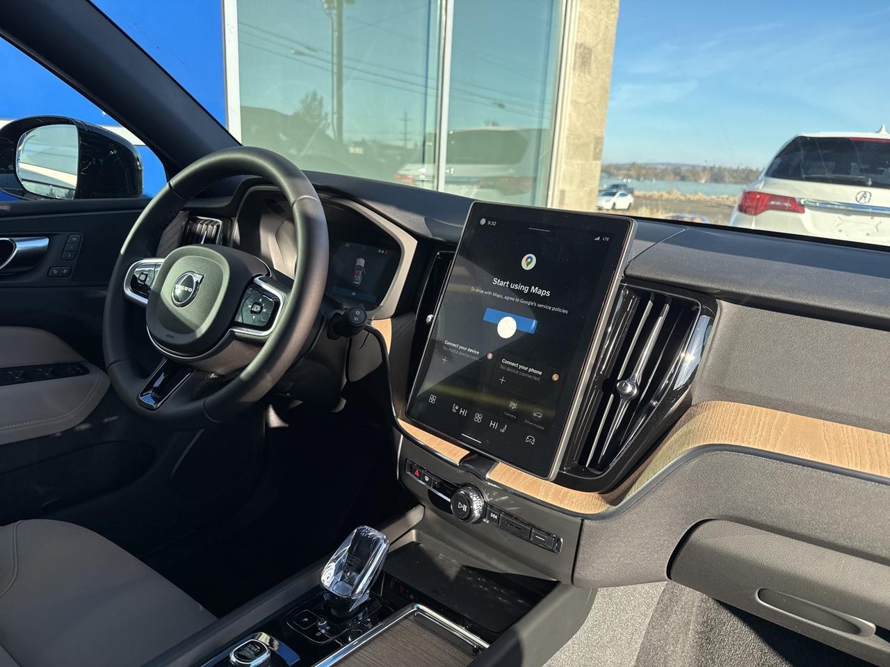 2026 Volvo XC60 B5 Plus Bend OR