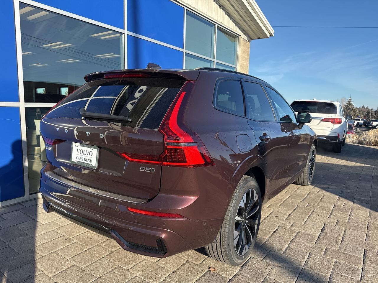 2026 Volvo XC60 B5 Plus Bend OR