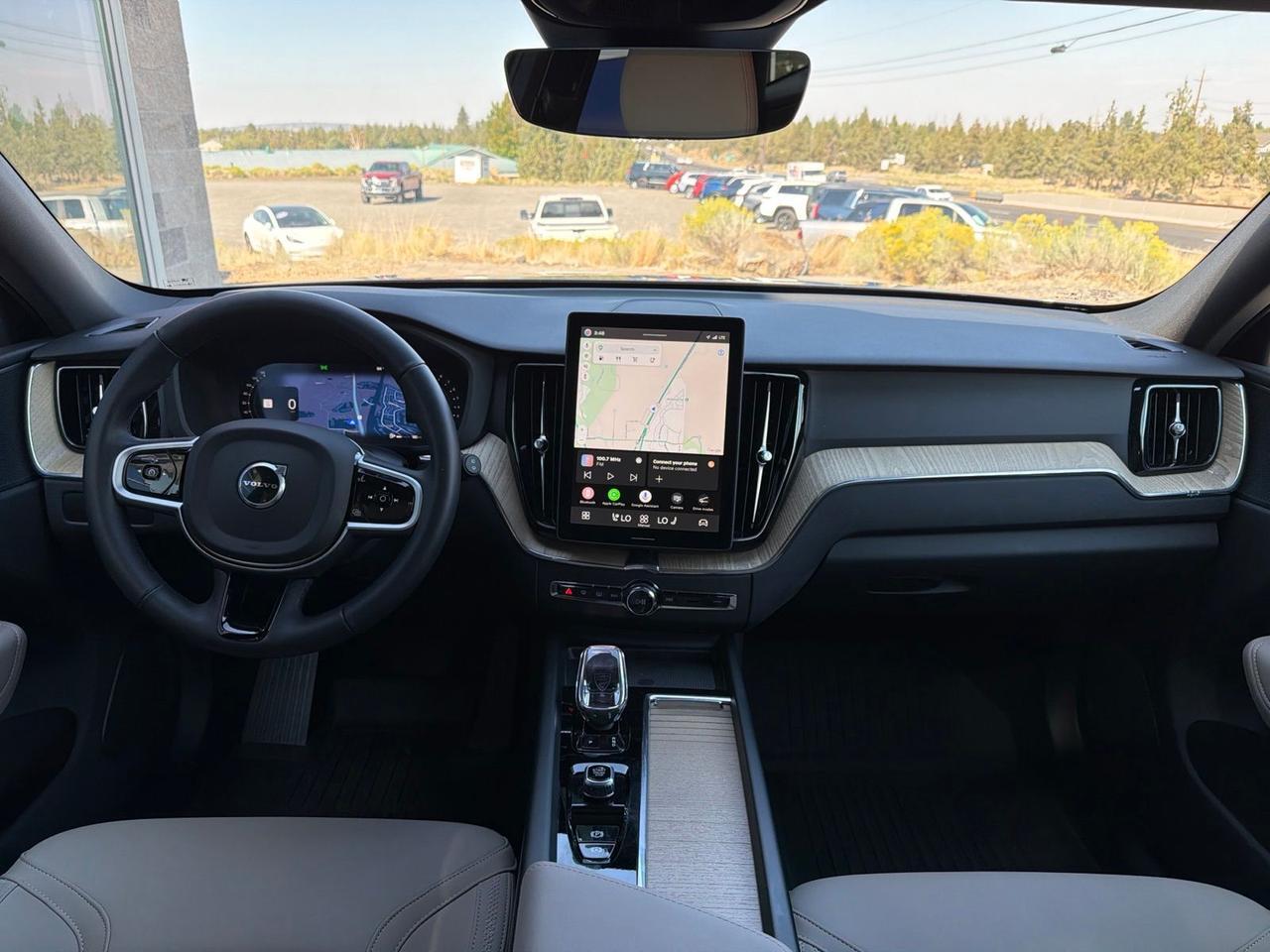 2026 Volvo XC60 B5 Plus Bend OR