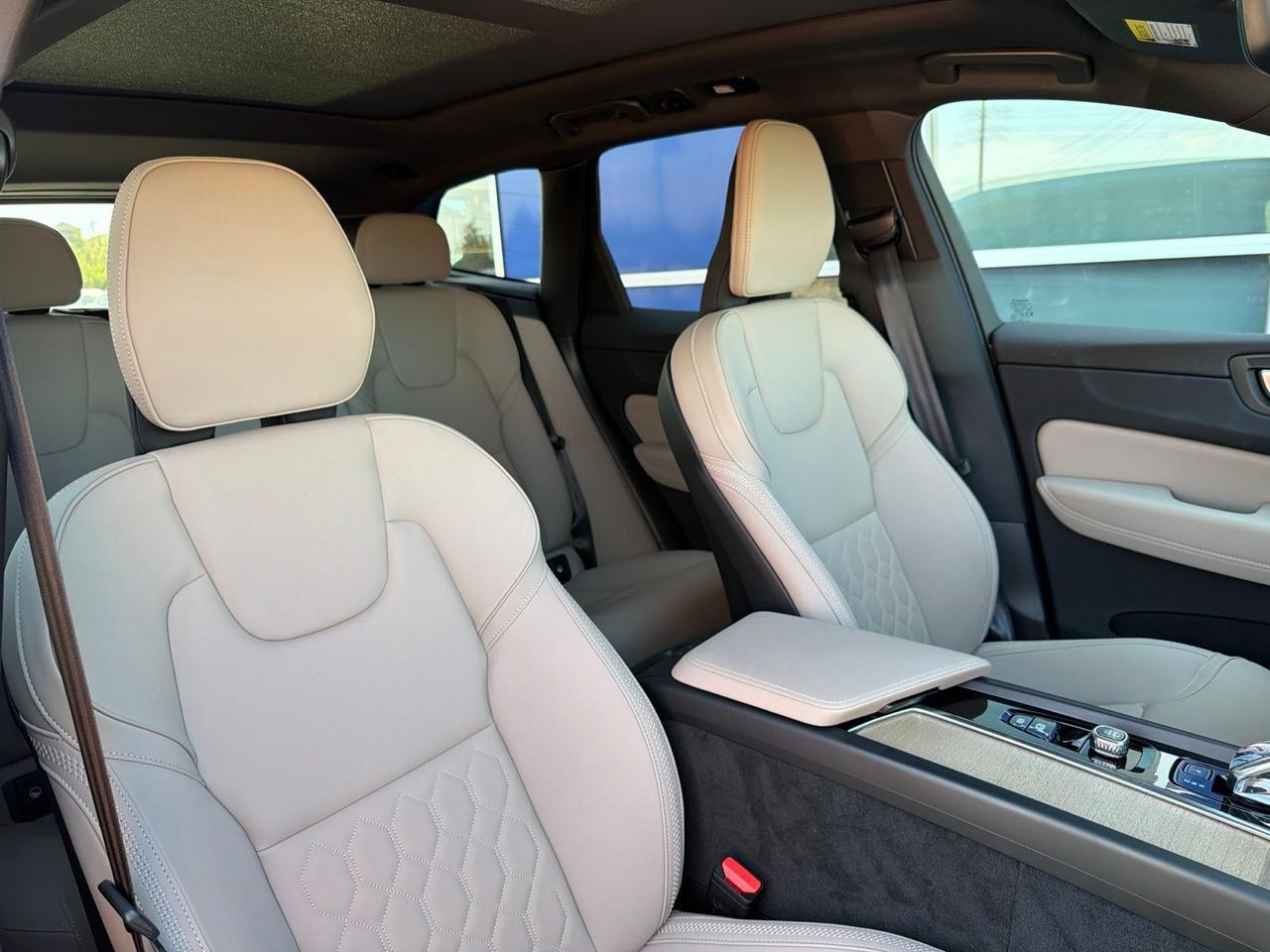 2026 Volvo XC60 B5 Plus Bend OR