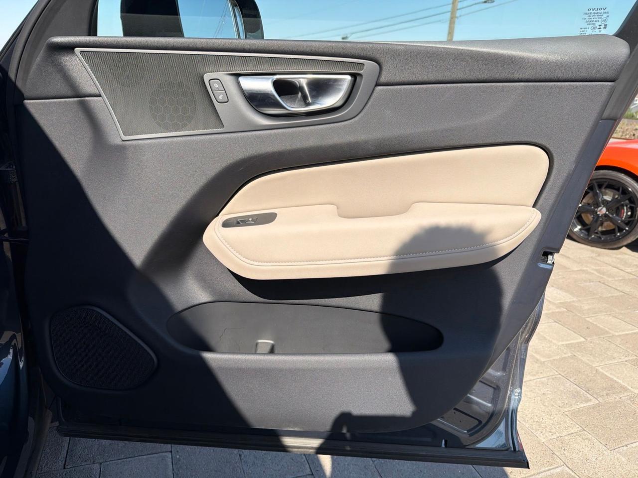 2026 Volvo XC60 B5 Plus Bend OR