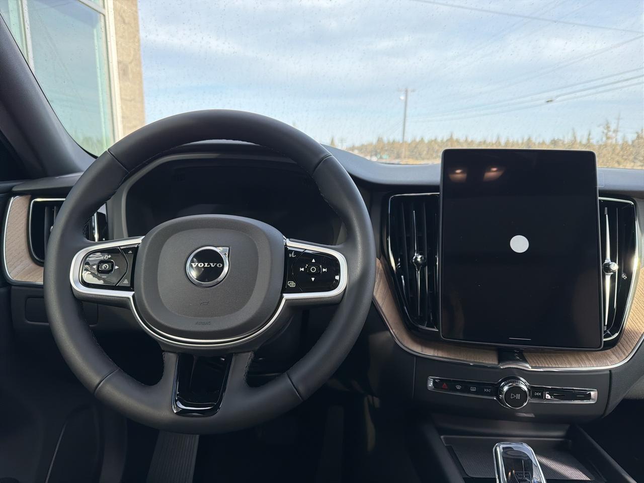 2026 Volvo XC60 B5 Plus Bend OR