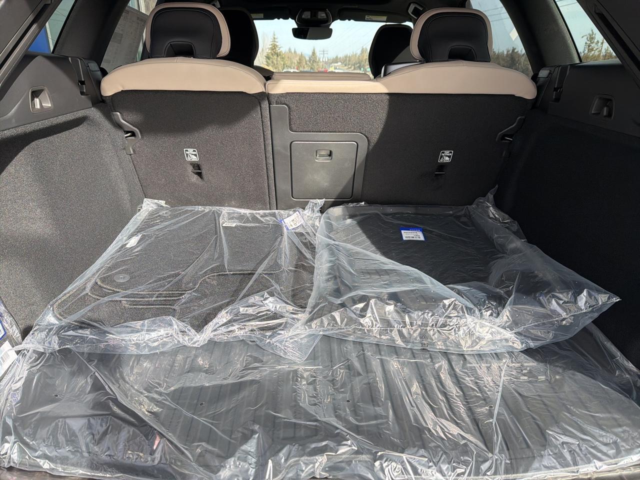 2026 Volvo XC60 B5 Plus Bend OR