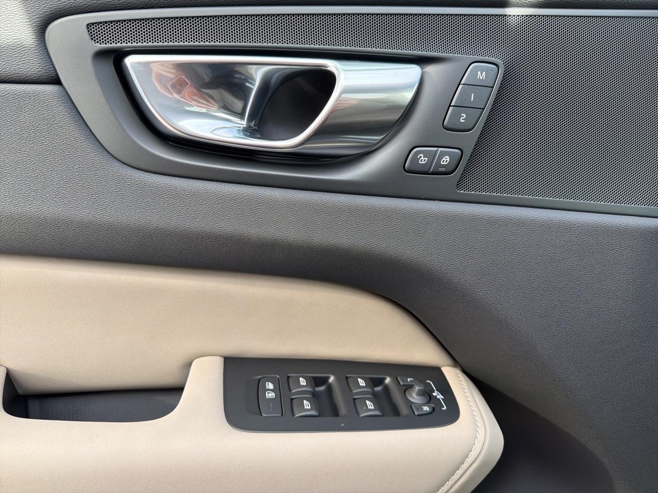 2026 Volvo XC60 B5 Plus Bend OR