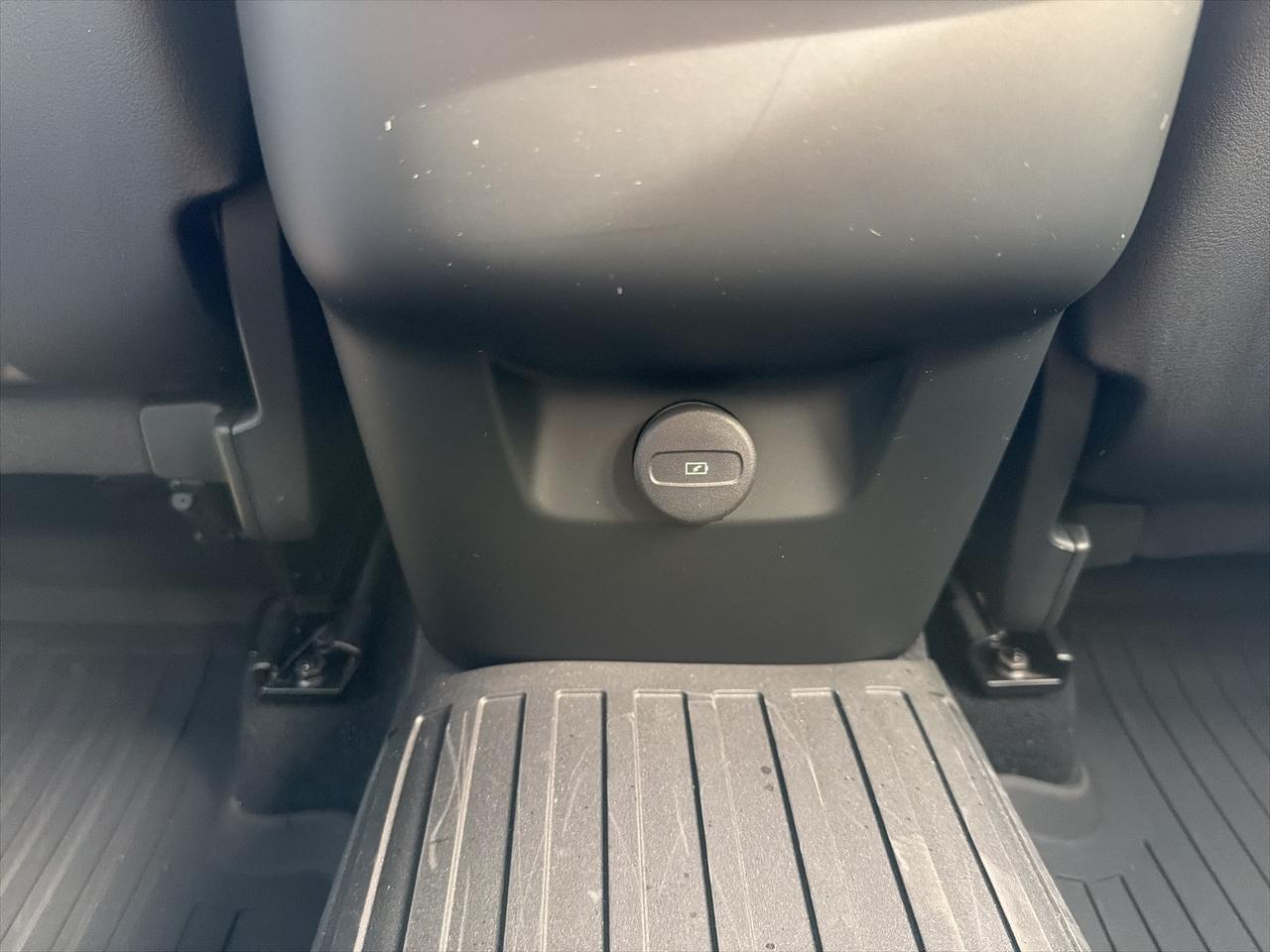 2026 Volvo XC60 B5 Plus Bend OR