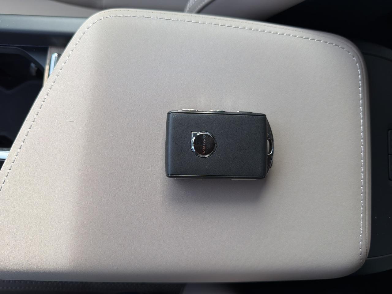 2026 Volvo XC60 B5 Plus Bend OR