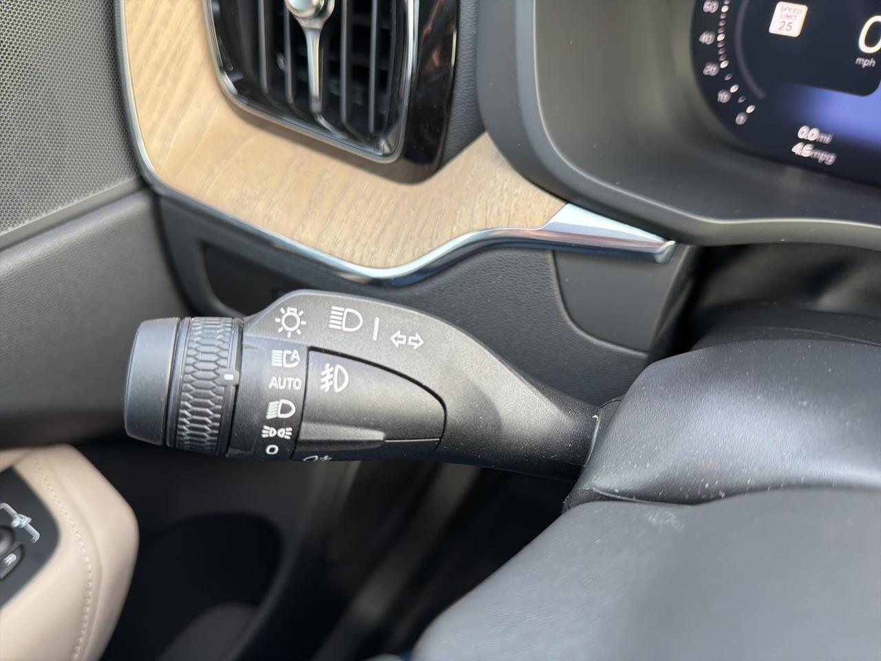 2026 Volvo XC60 B5 Plus Bend OR