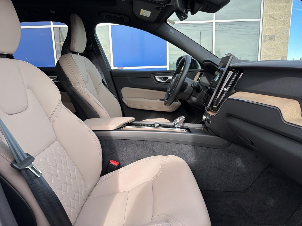 2026 Volvo XC60 B5 Plus Bend OR