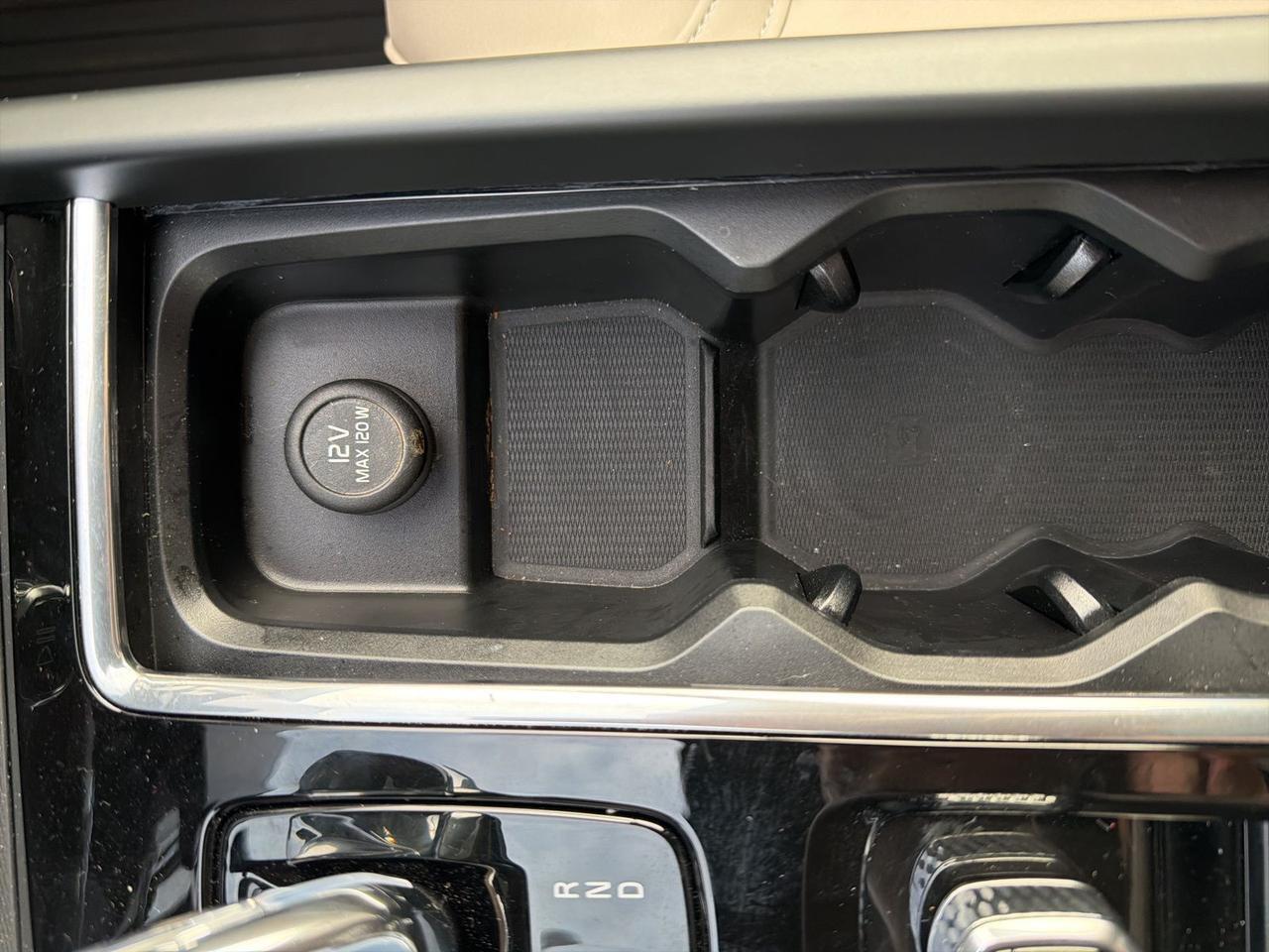 2026 Volvo XC60 B5 Plus Bend OR