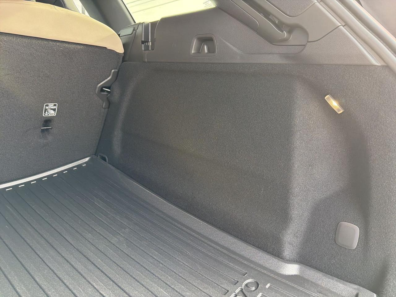 2026 Volvo XC60 B5 Plus Bend OR