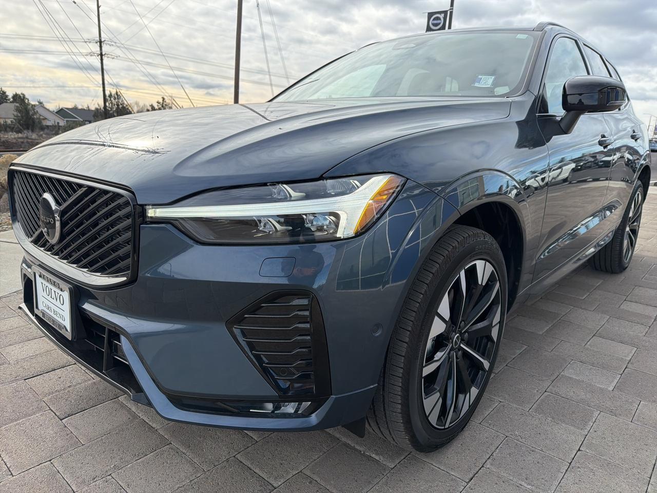 2026 Volvo XC60 B5 Plus Bend OR