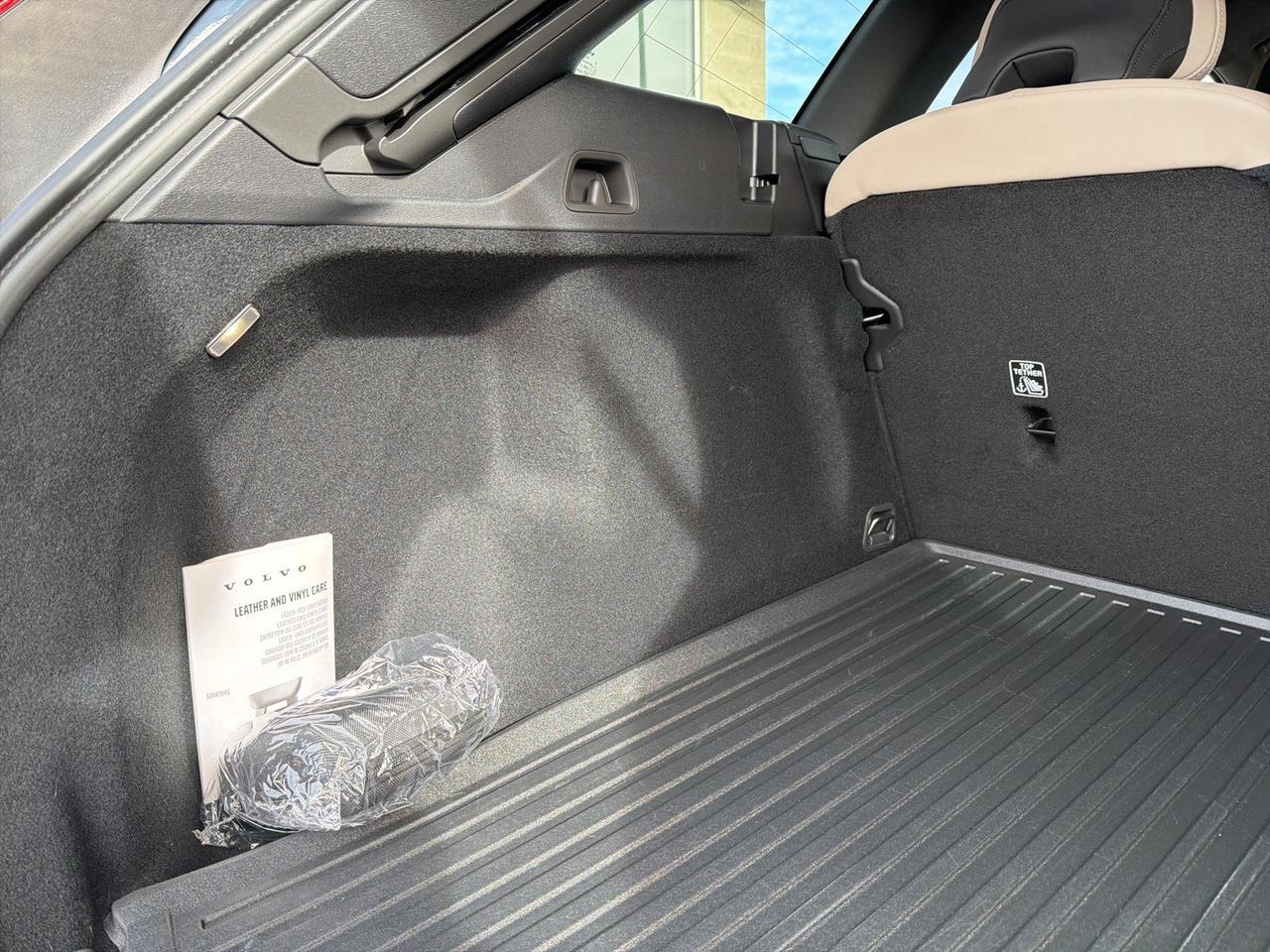 2026 Volvo XC60 B5 Plus Bend OR