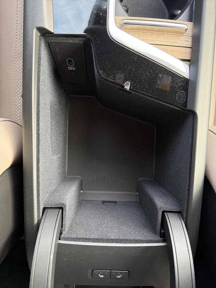 2026 Volvo XC60 B5 Plus Bend OR