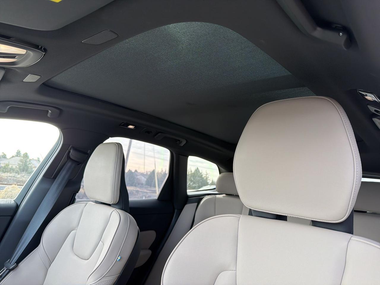 2026 Volvo XC60 B5 Plus Bend OR
