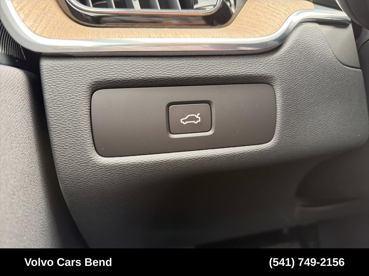2026 Volvo XC60 B5 Plus Bend OR