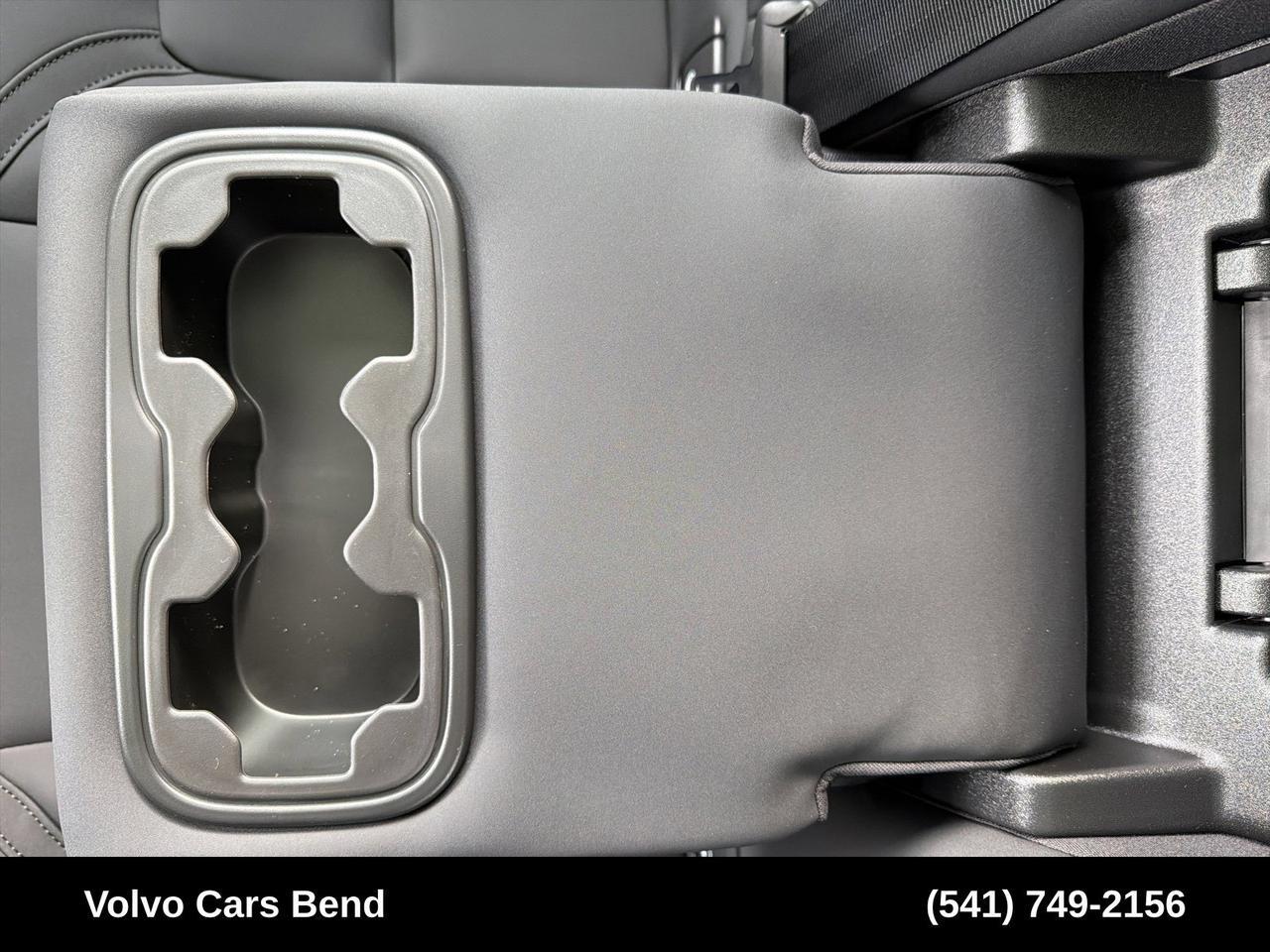 2026 Volvo XC60 B5 Plus Bend OR