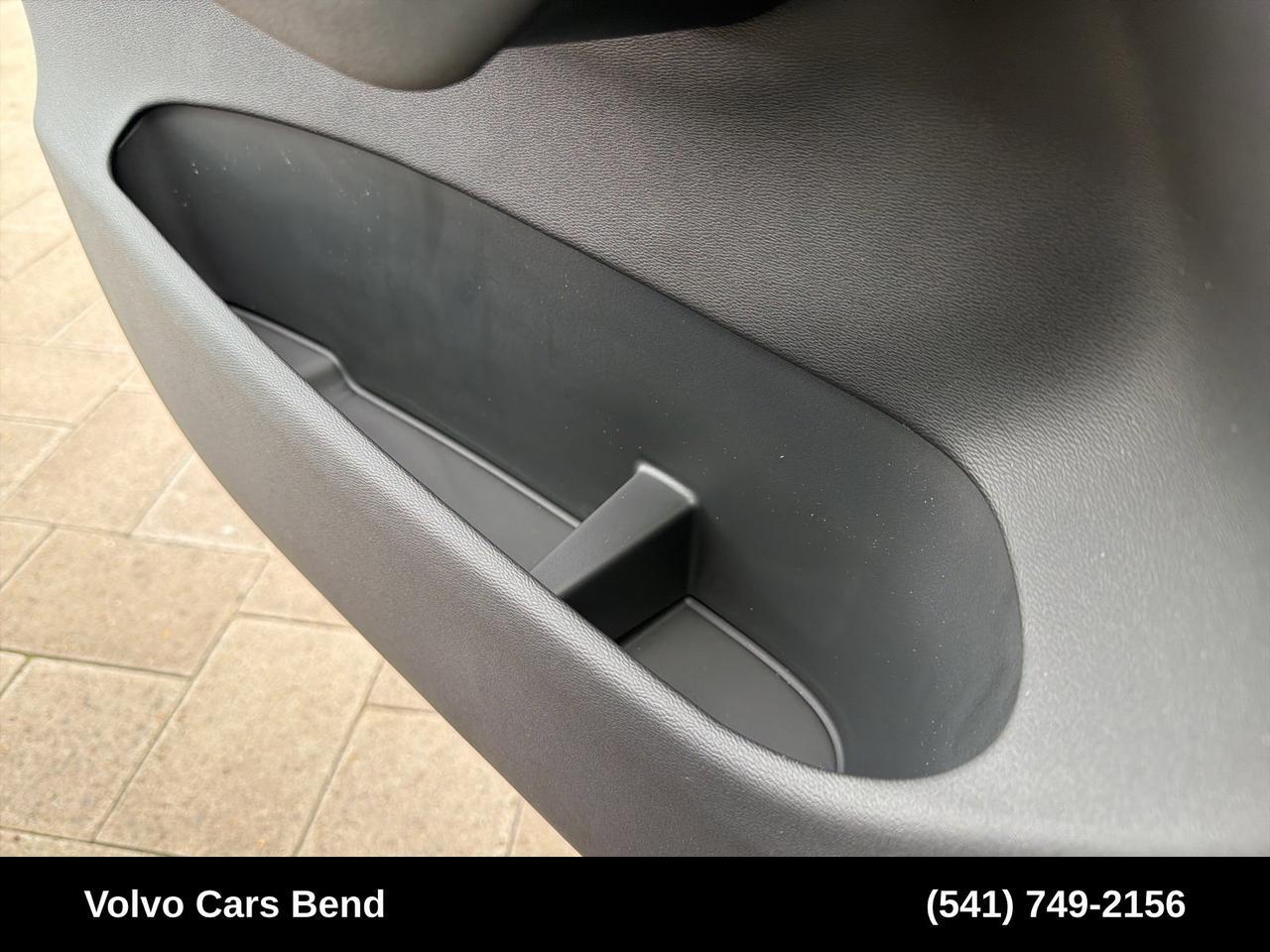 2026 Volvo XC60 B5 Plus Bend OR