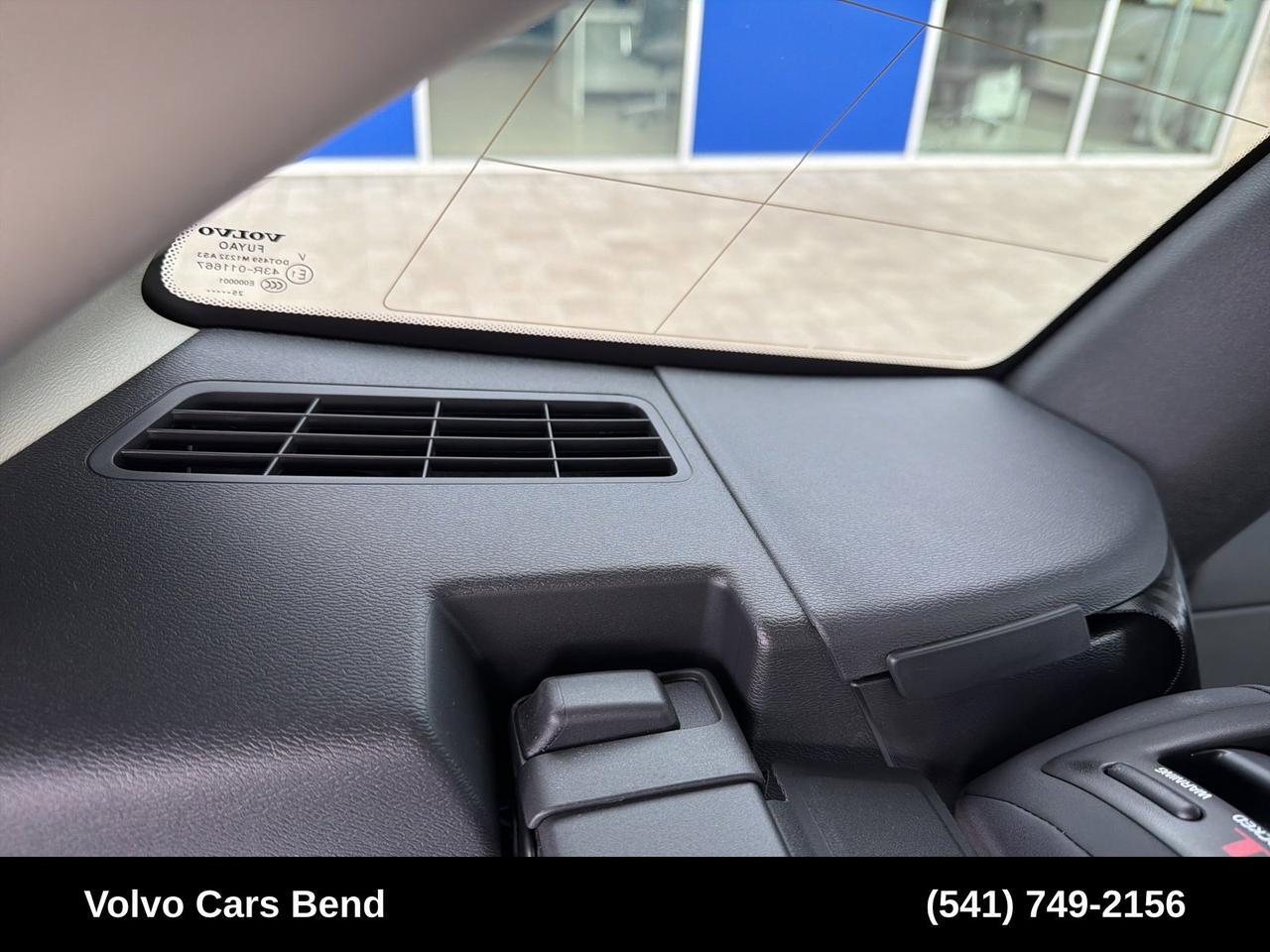 2026 Volvo XC60 B5 Plus Bend OR