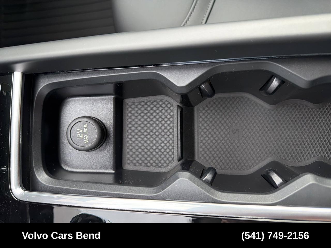 2026 Volvo XC60 B5 Plus Bend OR