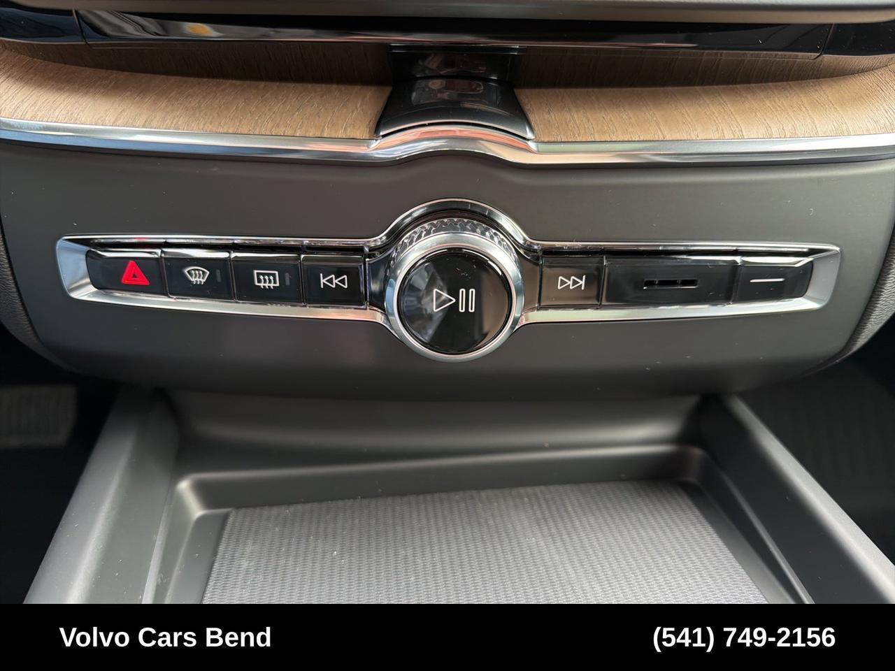 2026 Volvo XC60 B5 Plus Bend OR