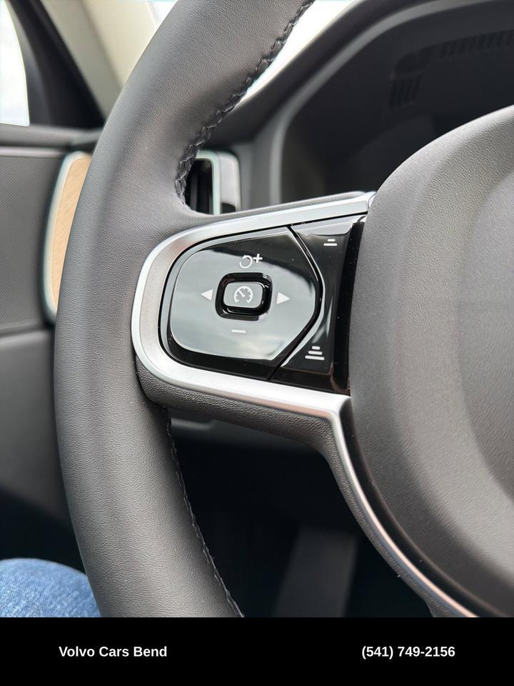 2026 Volvo XC60 B5 Plus Bend OR