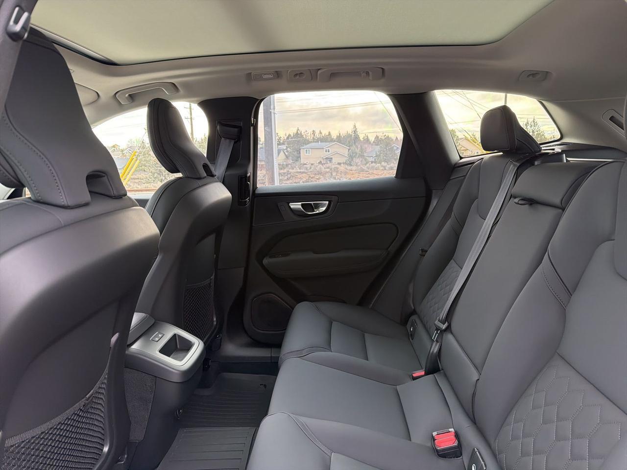 2026 Volvo XC60 B5 Plus Bend OR