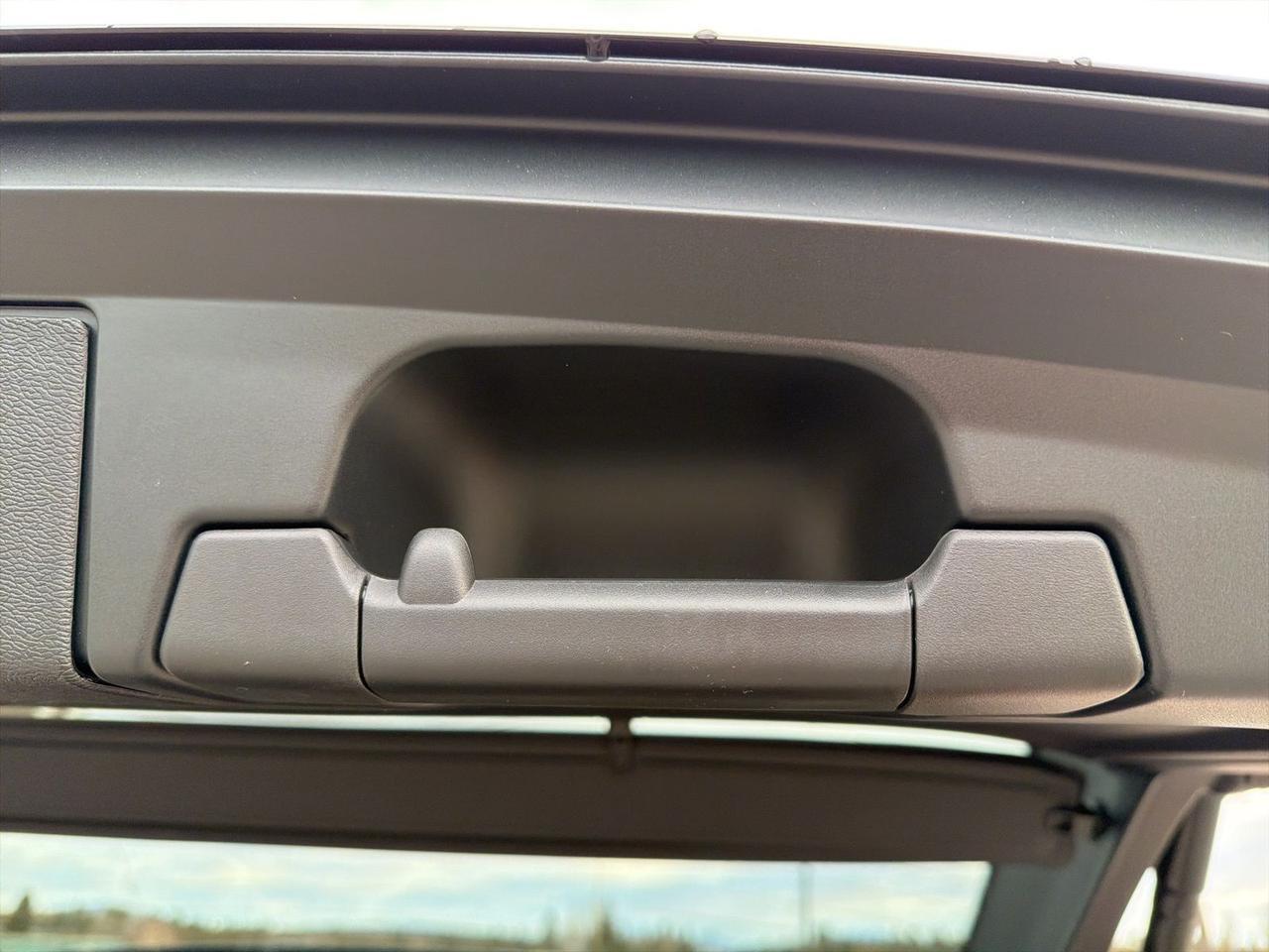 2026 Volvo XC60 B5 Plus Bend OR